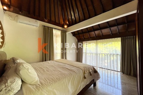 3 bedrooms Villa in Tibubeneng, Badung, Indonesia No. 13034 6