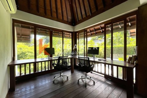 3 bedrooms Villa in Tibubeneng, Badung, Indonesia No. 13034 7