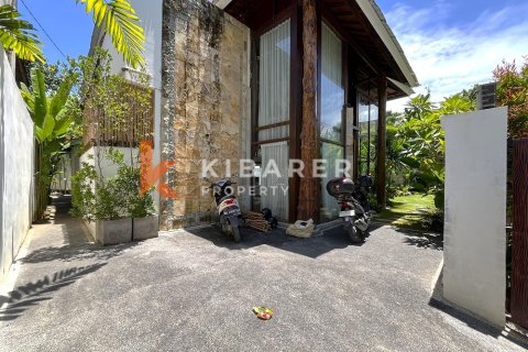 3 bedrooms Villa in Tibubeneng, Badung, Indonesia No. 13034 22