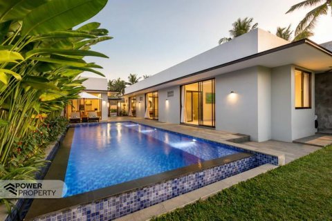 3 bedrooms Villa in Gianyar, Indonesia No. 9003