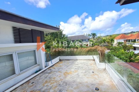 4 bedrooms Villa in Ungasan, Badung, Indonesia No. 13043 26