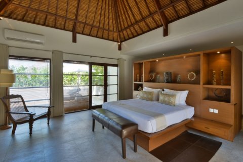 Вилла с 10 спальнями в Seminyak, Бадунг, Индонезия № 601 18