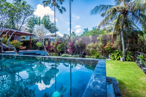 3 bedrooms Villa in Canggu, Badung, Indonesia No. 1482 2