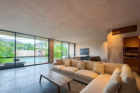 4 bedrooms Villa in Tumbak Bayuh, Mengwi, Badung, Indonesia No. 10962 9
