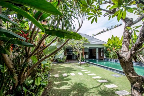 Вилла с 6 спальнями в Canggu, Бадунг, Индонезия № 10967 6