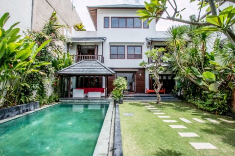 Вилла с 6 спальнями в Canggu, Бадунг, Индонезия № 10967