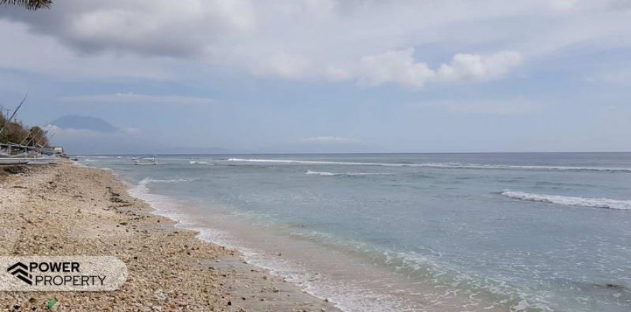 1700m2 Land in Nusa Penida, Klungkung, Indonesia No. 9020