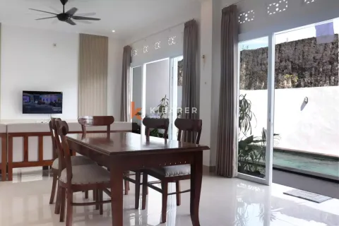 2 bedrooms Villa in Kuta, Badung, Indonesia No. 12767 2