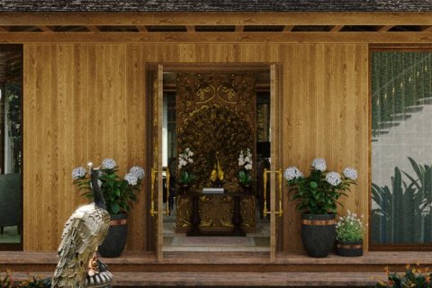 Golden peacock in Badung, Indonesia No. 8370 6