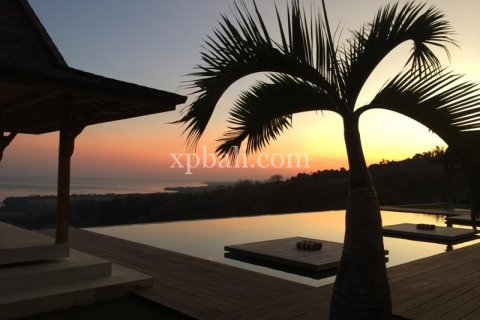 4 bedrooms Villa in Lovina, Anturan, Buleleng, Indonesia No. 7962 18