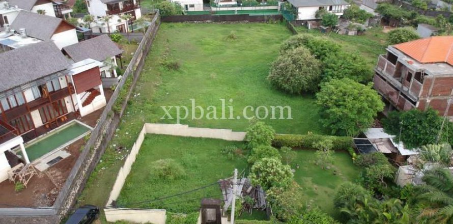 2400m2 Land in South Kuta, Badung, Indonesia No. 7957