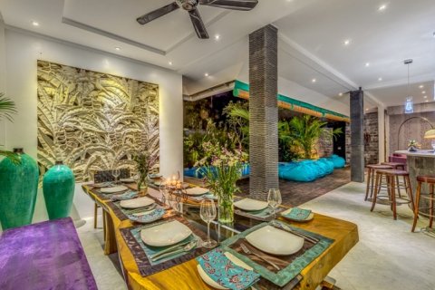 4 bedrooms Villa in Seminyak, Badung, Indonesia No. 976 7