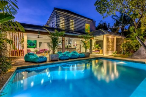 4 bedrooms Villa in Seminyak, Badung, Indonesia No. 976 21