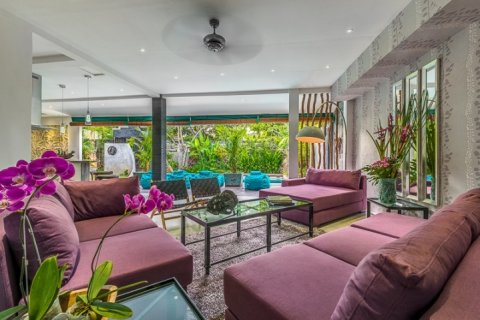 4 bedrooms Villa in Seminyak, Badung, Indonesia No. 976 6