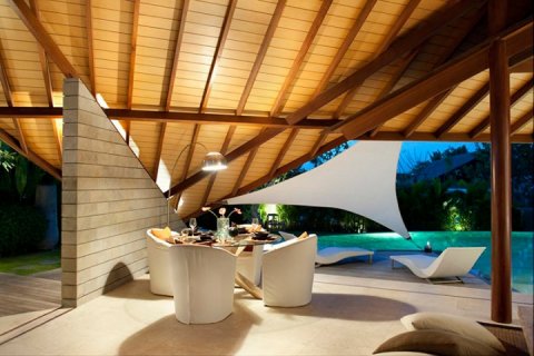 3 bedrooms Villa in Seminyak, Badung, Indonesia No. 979 2