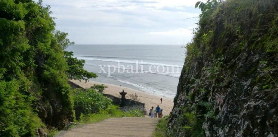 5000m2 Land in South Kuta, Badung, Indonesia No. 7988