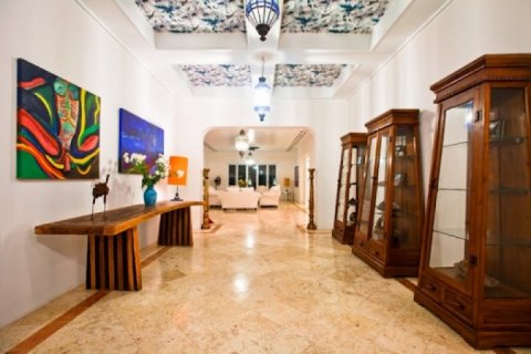 6 bedrooms Villa in Gianyar, Indonesia No. 727 20