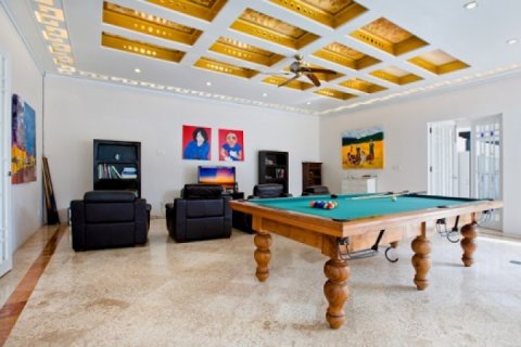 6 bedrooms Villa in Gianyar, Indonesia No. 727 18
