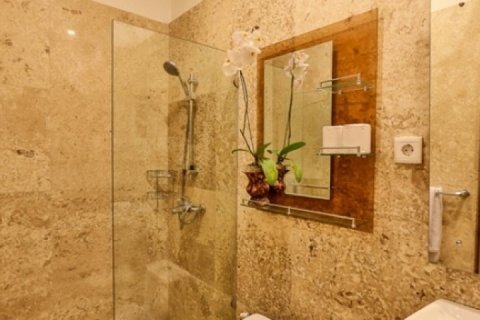 3 bedrooms Villa in Seminyak, Badung, Indonesia No. 1425 14