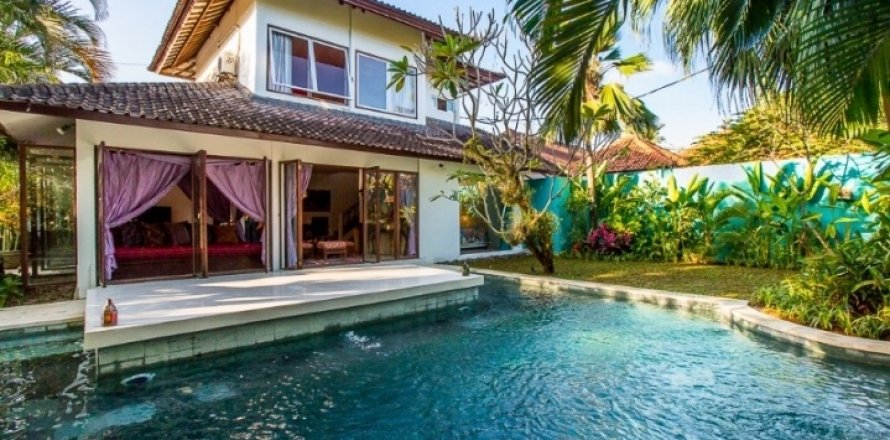 3 bedrooms Villa in Seminyak, Badung, Indonesia No. 1425
