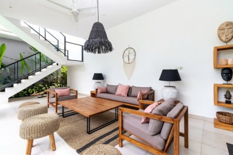 2 bedrooms Villa in Canggu, Badung, Indonesia No. 1429 10