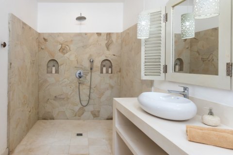 Вилла с 3 спальнями в Seminyak, Бадунг, Индонезия № 1427 18