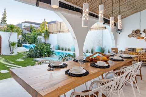 Вилла с 3 спальнями в Seminyak, Бадунг, Индонезия № 1427 10