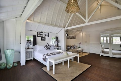 3 bedrooms Villa in Seminyak, Badung, Indonesia No. 1428 10