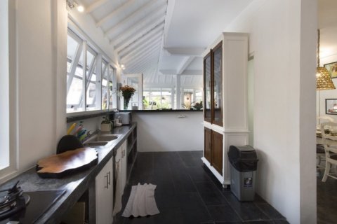 3 bedrooms Villa in Seminyak, Badung, Indonesia No. 1428 6