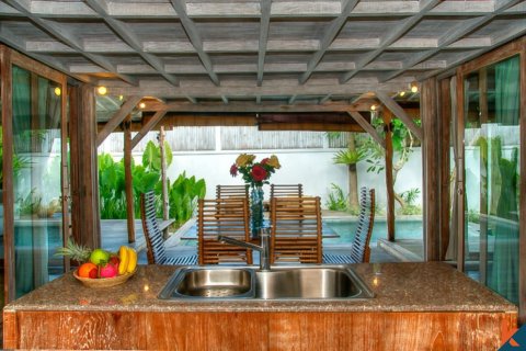 2 bedrooms Villa in Seminyak, Badung, Indonesia No. 11649 11
