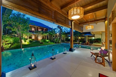 Вилла с 10 спальнями в Seminyak, Бадунг, Индонезия № 621 30