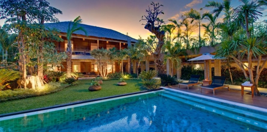 Вилла с 9 спальнями в Seminyak, Бадунг, Индонезия № 624