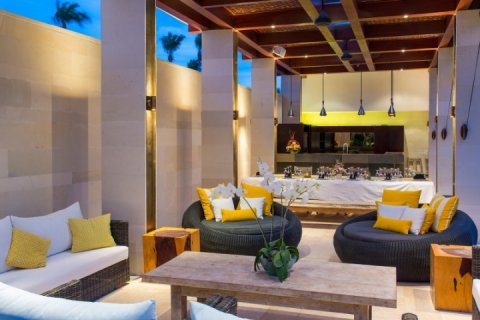 6 bedrooms Villa in Seminyak, Badung, Indonesia No. 625 6