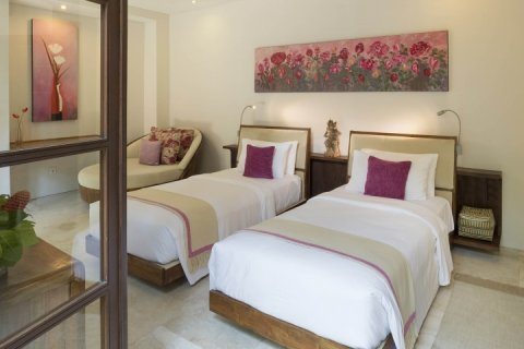 8 bedrooms Villa in Seminyak, Badung, Indonesia No. 623 15