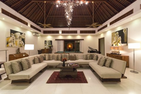 8 bedrooms Villa in Seminyak, Badung, Indonesia No. 623 11