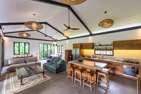 4 bedrooms Villa in Kediri, Indonesia No. 10717 7