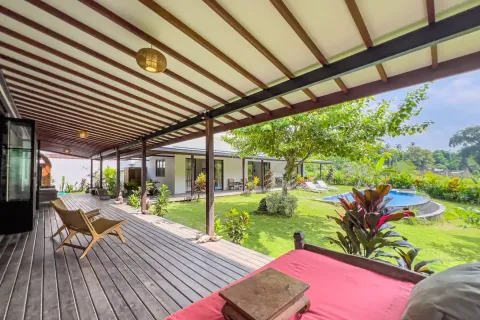 4 bedrooms Villa in Kediri, Indonesia No. 10717 4