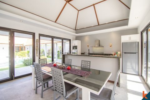 3 bedrooms Villa in Kerobokan, Badung, Indonesia No. 11028 15