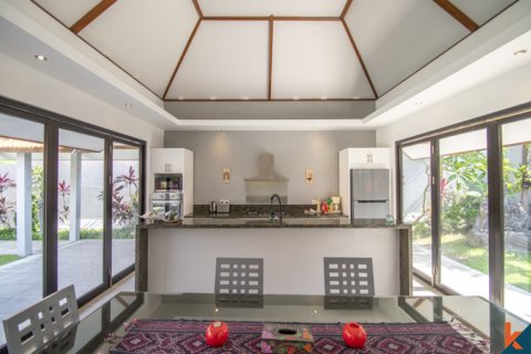 3 bedrooms Villa in Kerobokan, Badung, Indonesia No. 11028 13