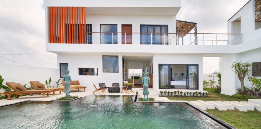 4 bedrooms Villa in Tabanan, Indonesia No. 11033