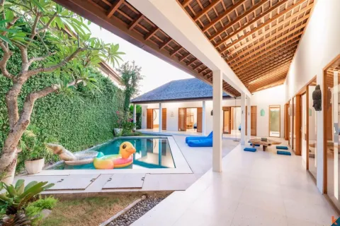 4 bedrooms Villa in Canggu, Badung, Indonesia No. 11032 9