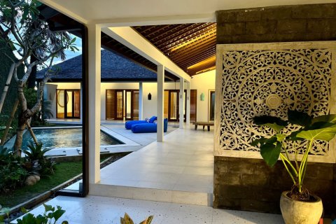 4 bedrooms Villa in Canggu, Badung, Indonesia No. 11032