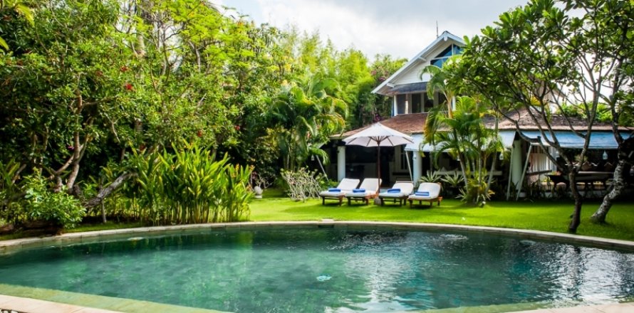 Вилла с 3 спальнями в Seminyak, Бадунг, Индонезия № 1369