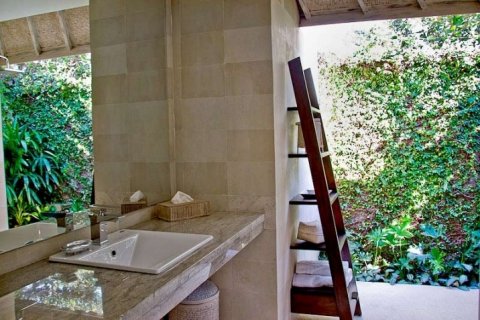 6 bedrooms Villa in Seminyak, Badung, Indonesia No. 927 10