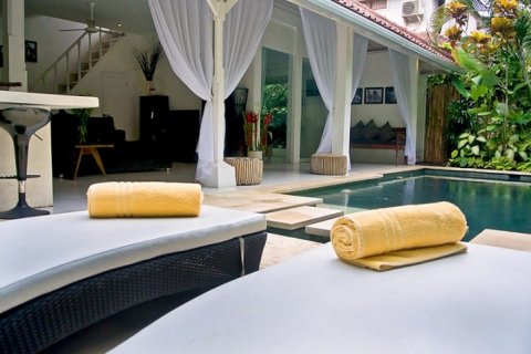 6 bedrooms Villa in Seminyak, Badung, Indonesia No. 927 13