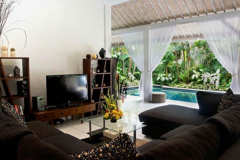 6 bedrooms Villa in Seminyak, Badung, Indonesia No. 927 3