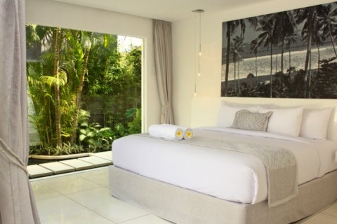 6 bedrooms Villa in Seminyak, Badung, Indonesia No. 927 26