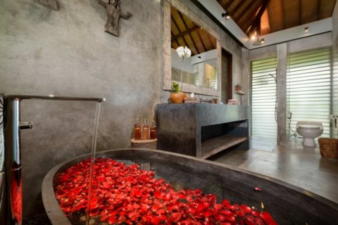 5 bedrooms Villa in Canggu, Badung, Indonesia No. 928 17