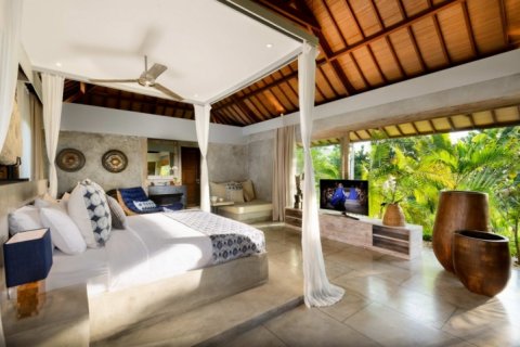 5 bedrooms Villa in Canggu, Badung, Indonesia No. 928 15