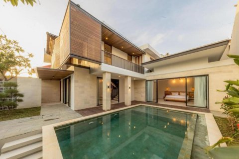 Вилла с 4 спальнями в Seminyak, Бадунг, Индонезия № 930 1